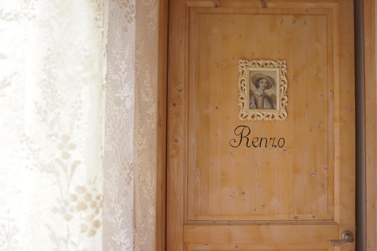 Rocca Dell'innominato Couette-café Lecco